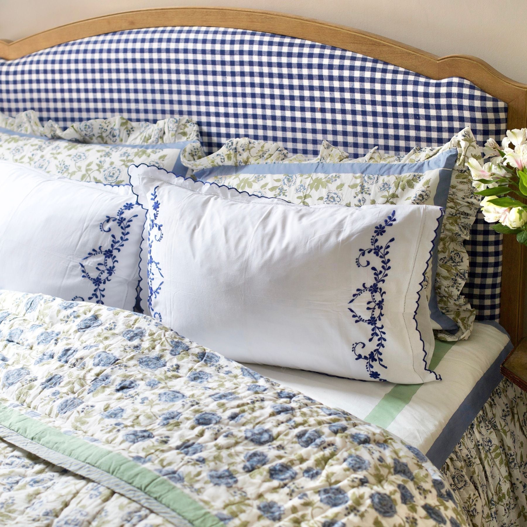 Blue Rose Quilt/Eiderdown The Charpoy