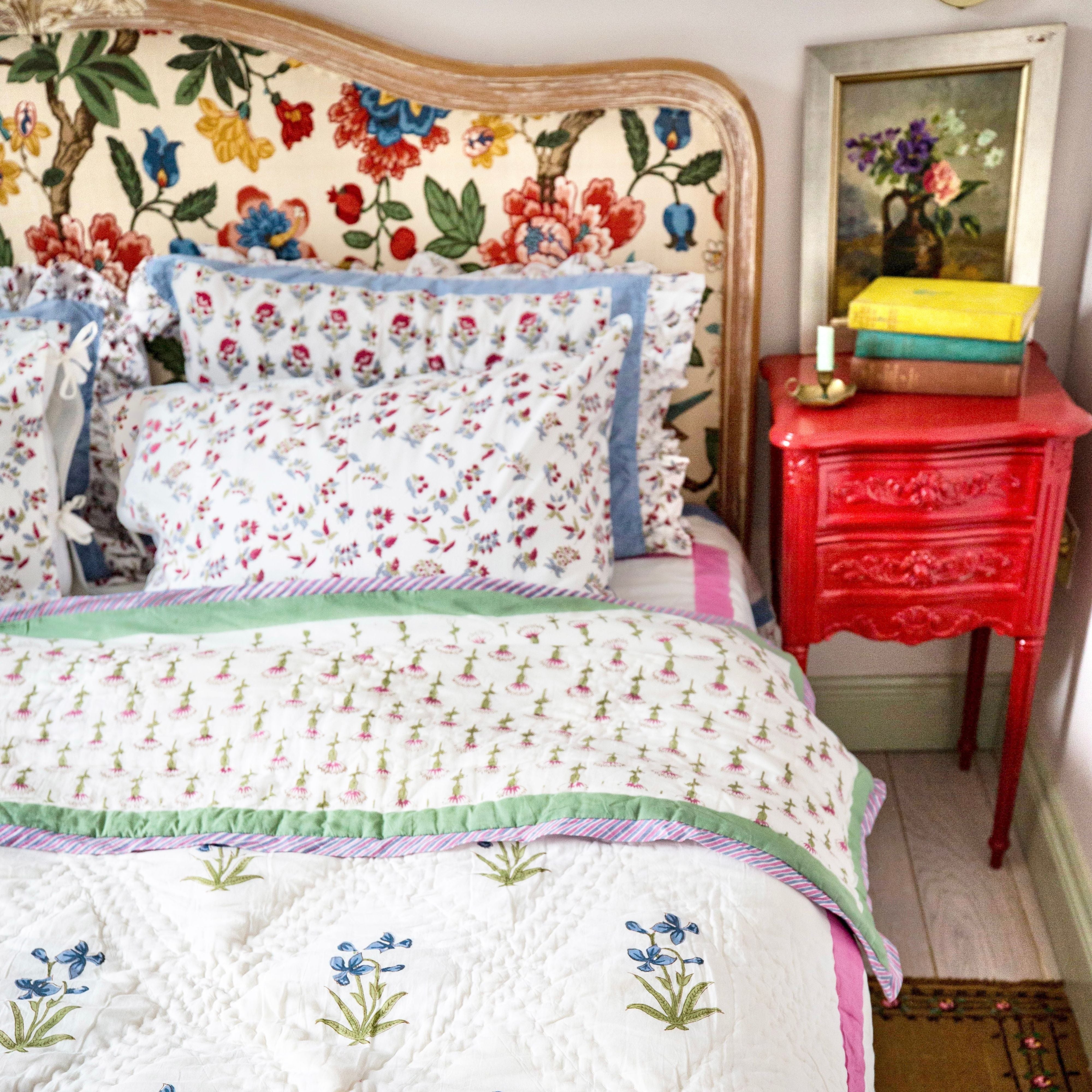 Daffodil Flower Quilt/Eiderdown The Charpoy
