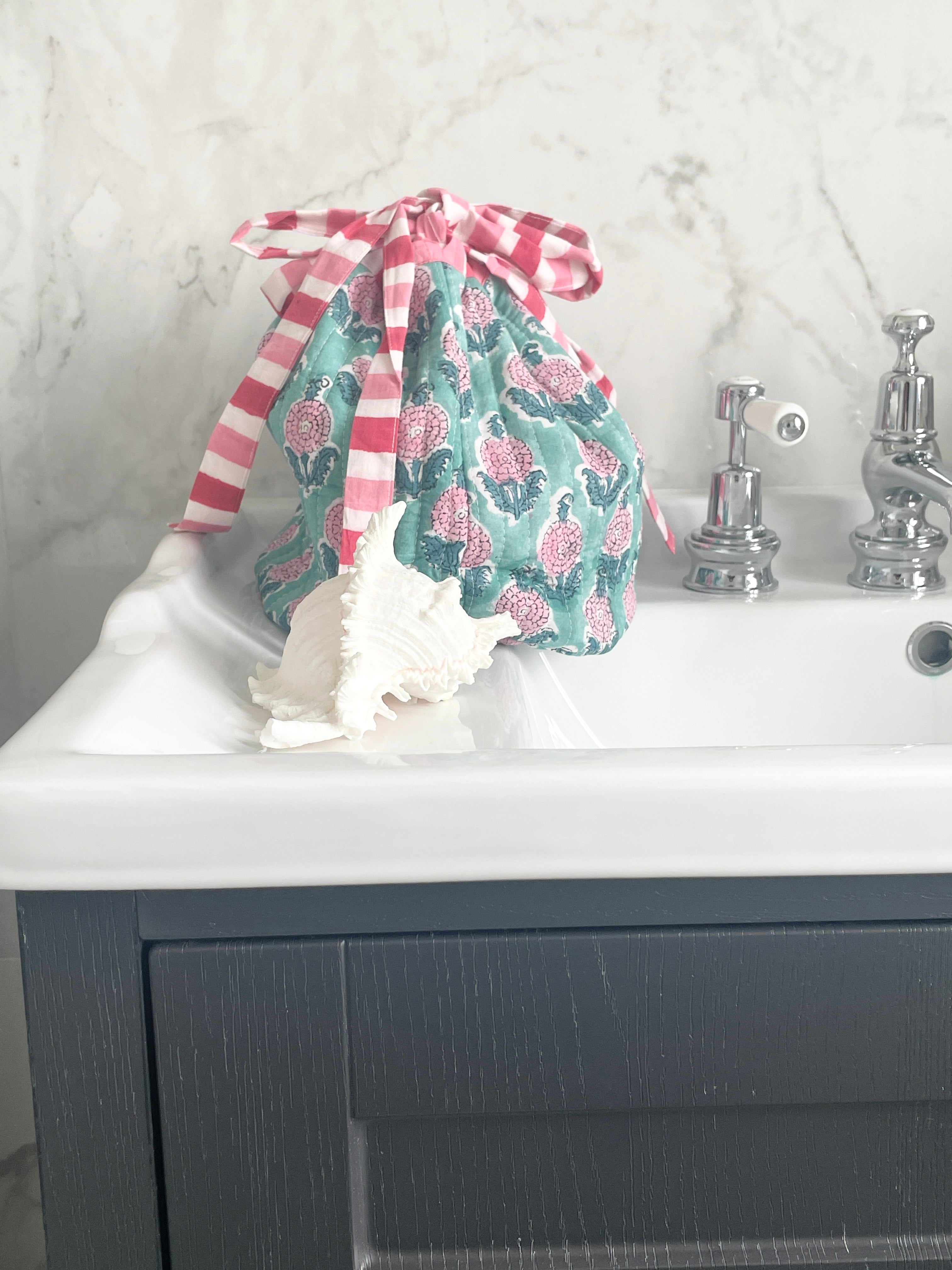 Dahlia Wash/Lotions & Potions Bag The Charpoy