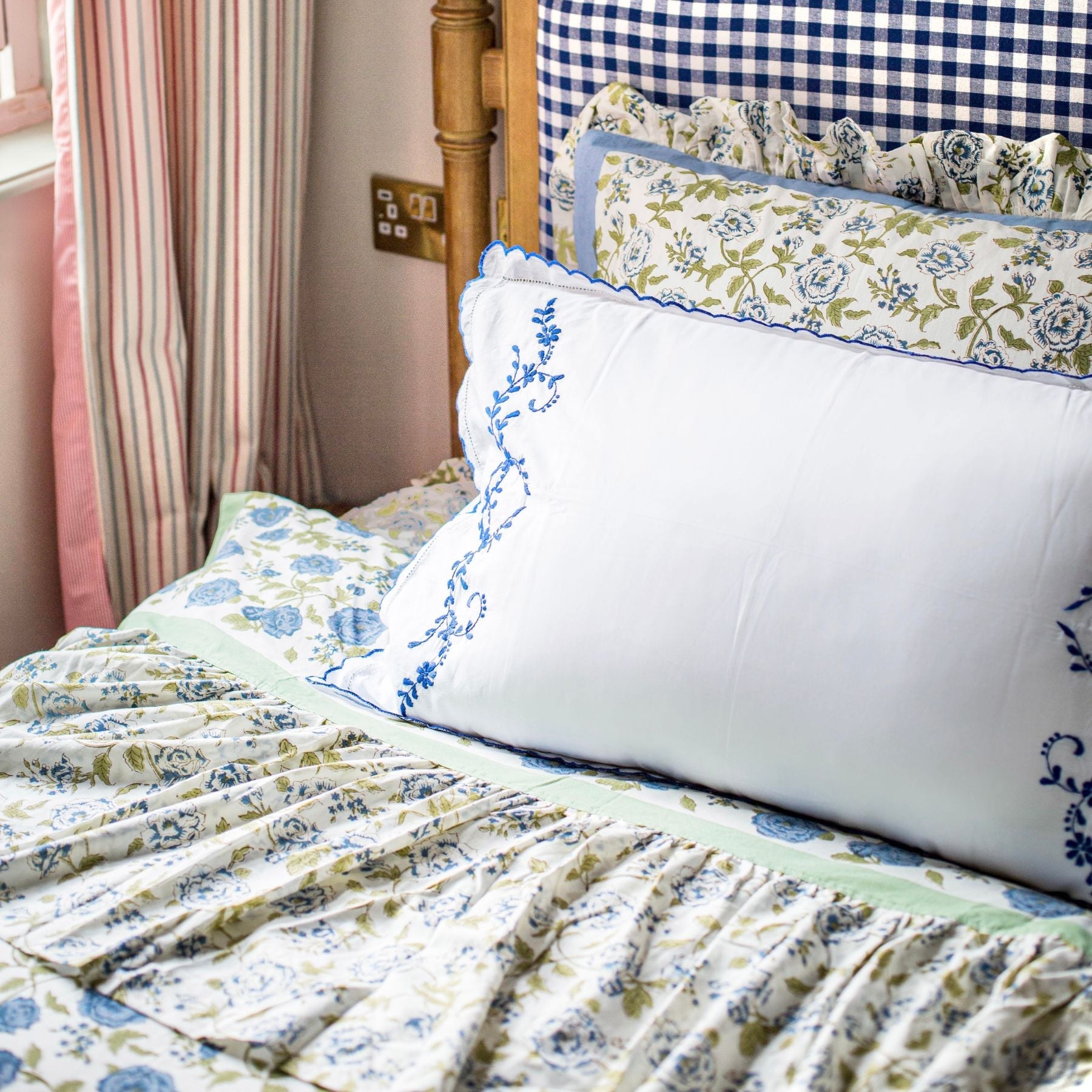 Rose Motif Top Sheet The Charpoy