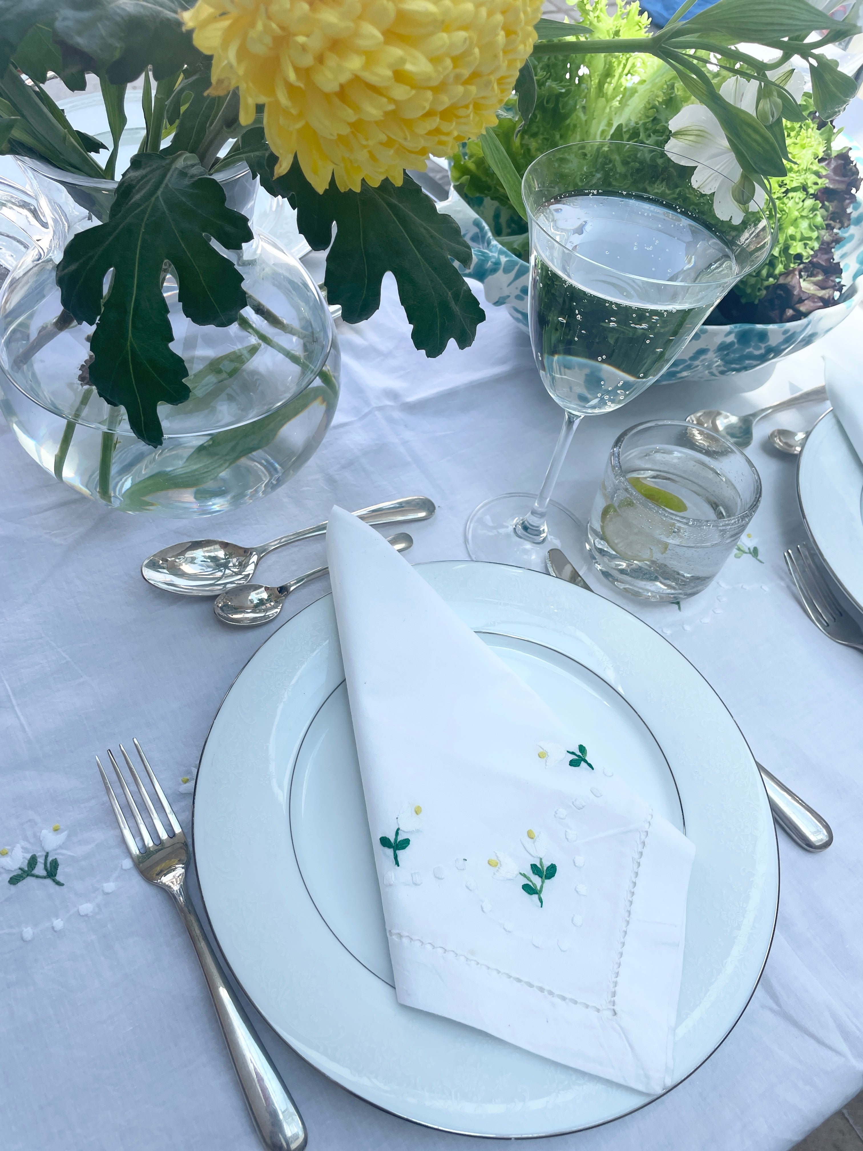 Tulip Flower Embroidered Table Cloth The Charpoy